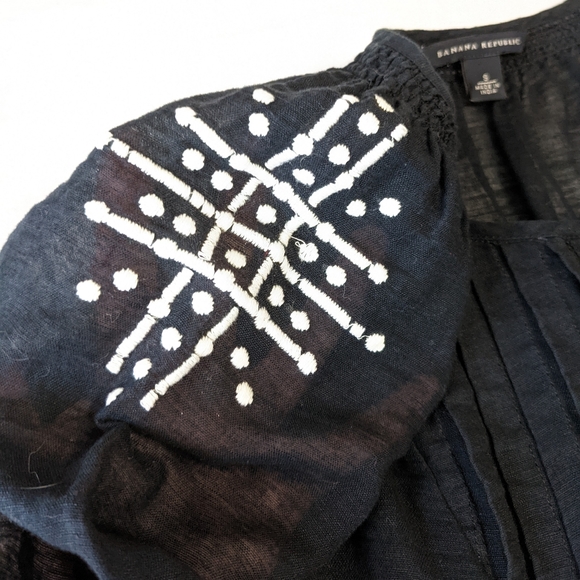 Banana Republic Black Linen Blend Embroidered Top Semi Sheer - Picture 6 of 11